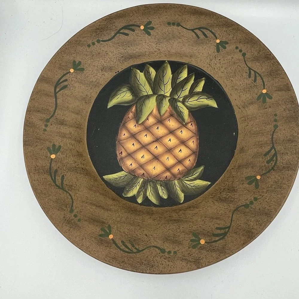 Pineapple Plate 12